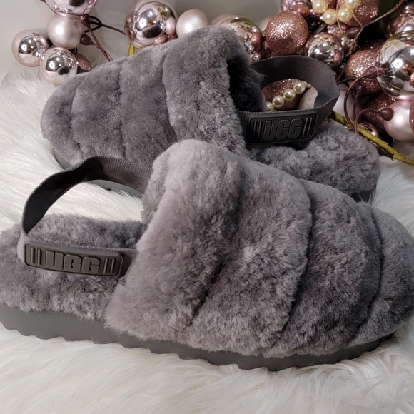 UGG Women's UGG Super Fluff Slippers Brand new - Picture 2 of 6